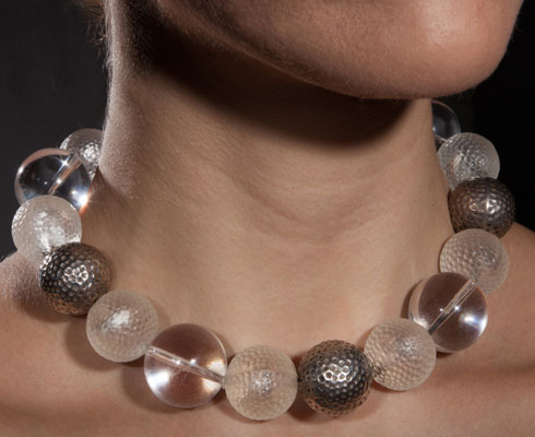 vinatge necklace-1960 lucite choker